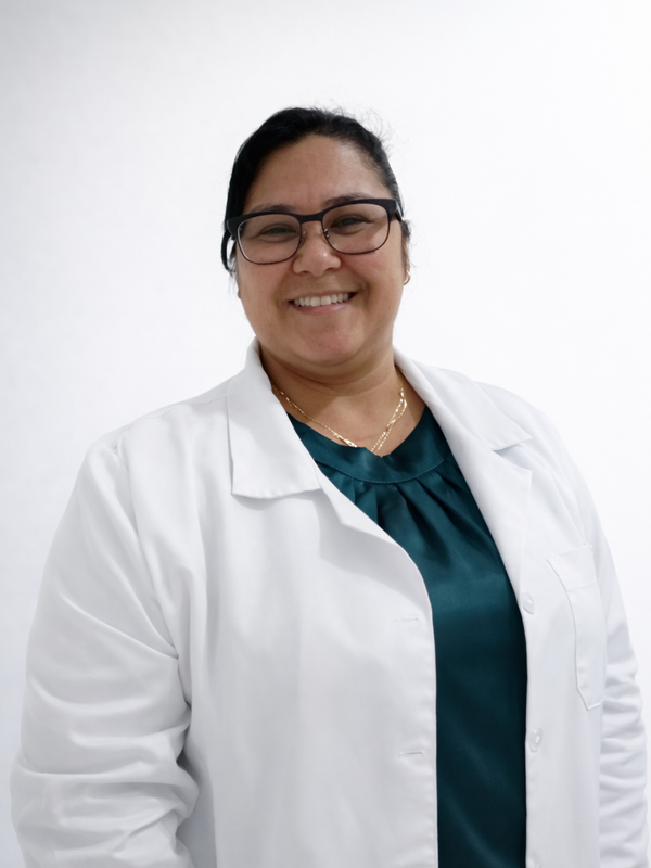 Dra. Cristine Akatuka